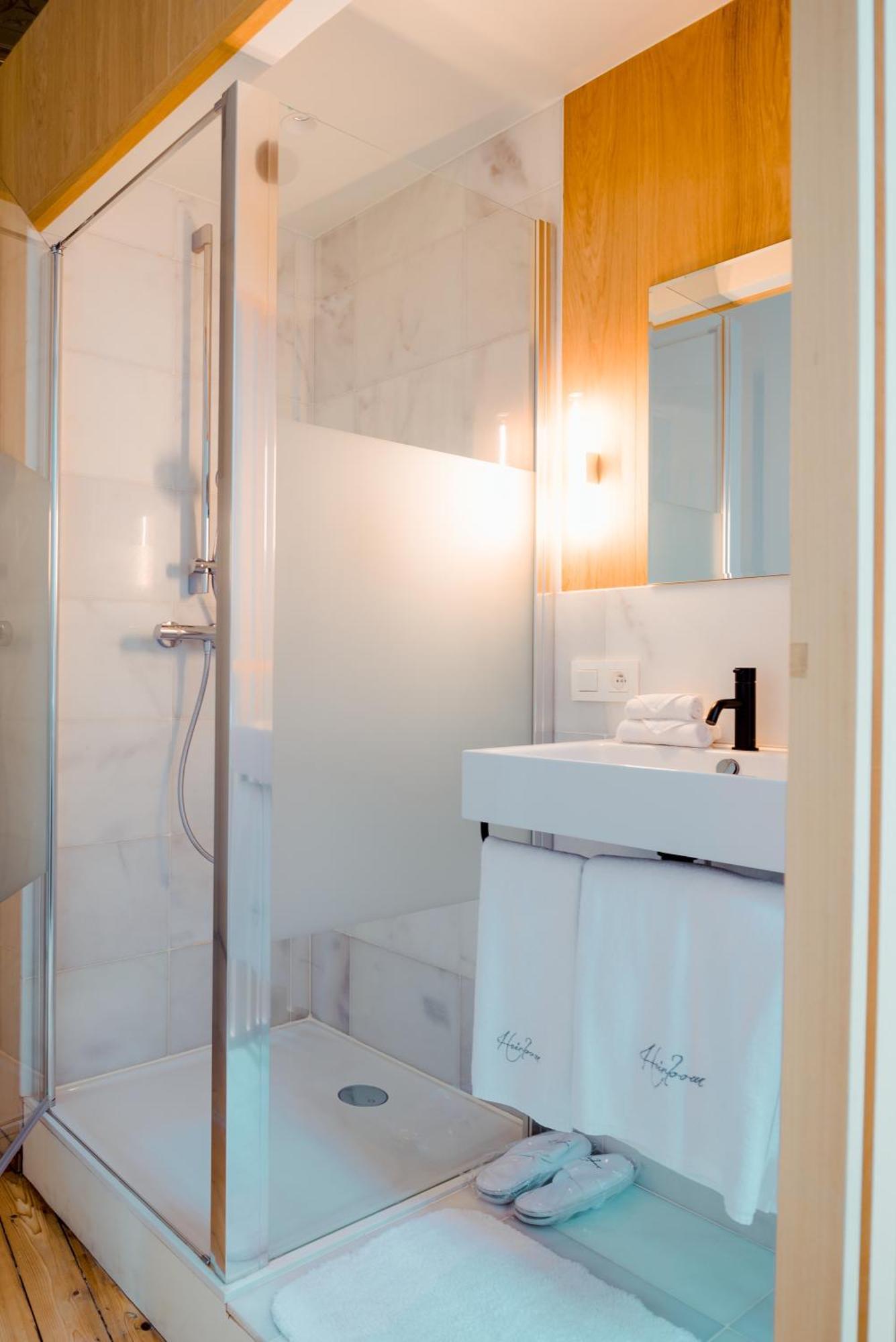 ホテル ザ マンション ヘント 部屋 写真