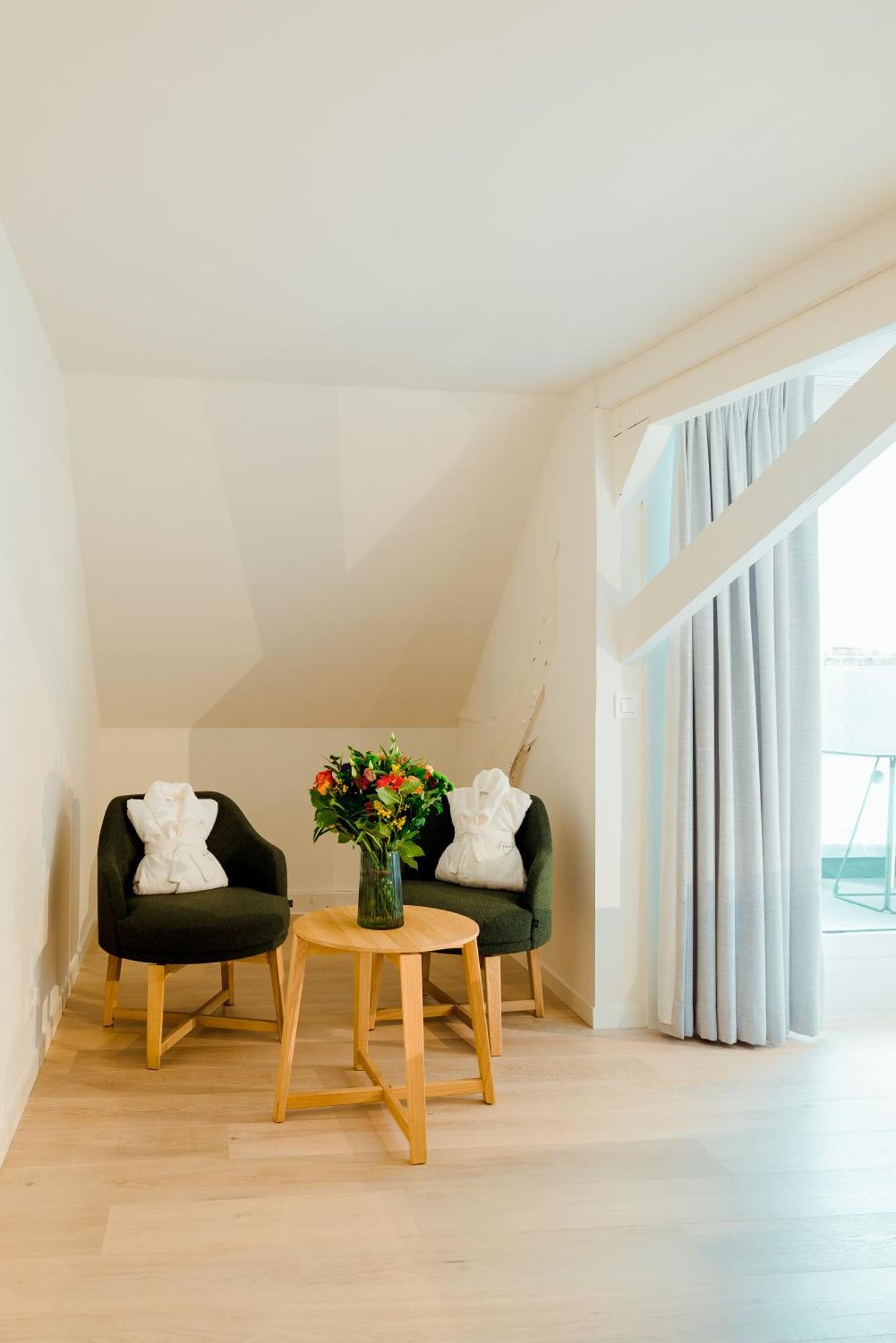 ホテル ザ マンション ヘント 部屋 写真